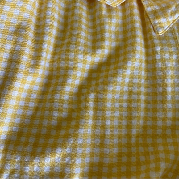 Hollister Gingham Shorts - Picture 2 of 4